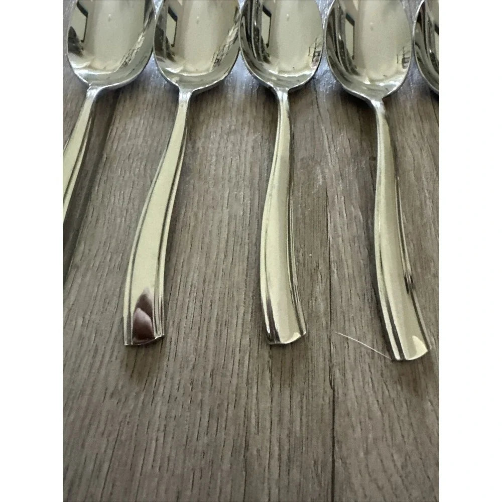 6 PCs Oneida Griffith 18/10 Wavy  Stainless 6‎ 3/8